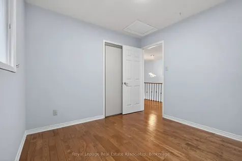 5623 Haddon Hall Road Mississauga ON L5M 5G4