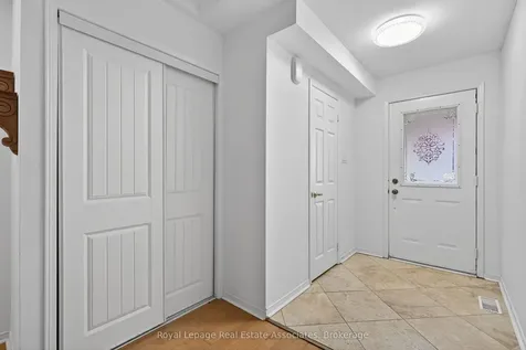5623 Haddon Hall Road Mississauga ON L5M 5G4
