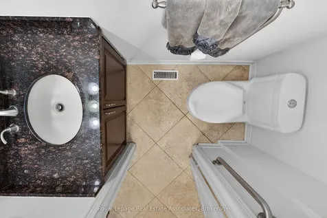 5623 Haddon Hall Road Mississauga ON L5M 5G4