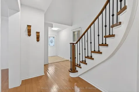 5623 Haddon Hall Road Mississauga ON L5M 5G4