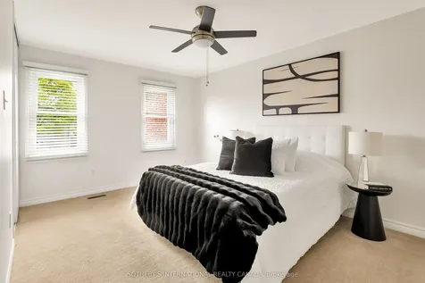 2825 Gananoque Drive Mississauga ON L5N 1V6