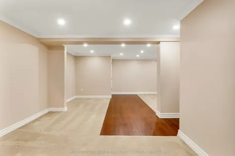 2825 Gananoque Drive Mississauga ON L5N 1V6