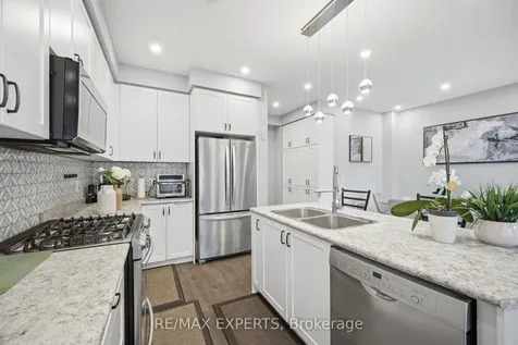 64 Holbrook Court Milton ON L9E 1J1