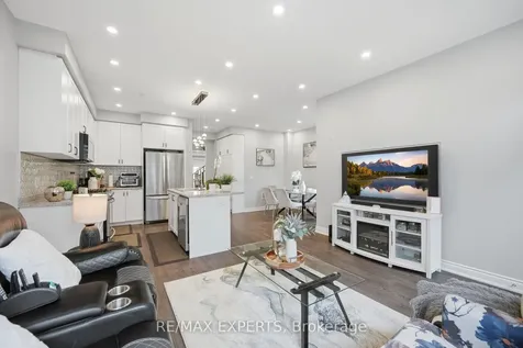 64 Holbrook Court Milton ON L9E 1J1