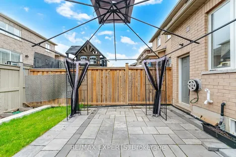 64 Holbrook Court Milton ON L9E 1J1