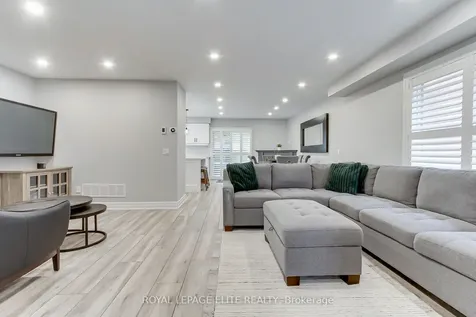 10 Stella Crescent Caledon ON L7E 2C3