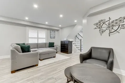 10 Stella Crescent Caledon ON L7E 2C3