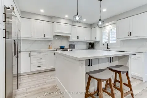 10 Stella Crescent Caledon ON L7E 2C3