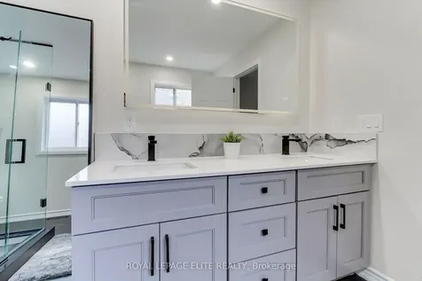 10 Stella Crescent Caledon ON L7E 2C3
