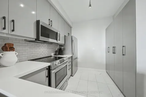 1 Belvedere Court Brampton ON L6V 4M6