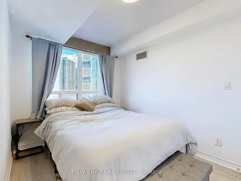 3888 Duke Of York Boulevard Mississauga ON L5B 4P5
