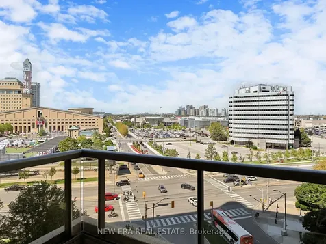3888 Duke Of York Boulevard Mississauga ON L5B 4P5