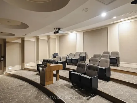 3888 Duke Of York Boulevard Mississauga ON L5B 4P5