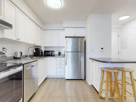 3888 Duke Of York Boulevard Mississauga ON L5B 4P5