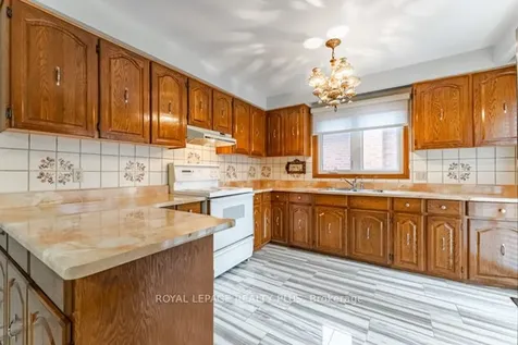1400 Bough Beeches Boulevard Mississauga ON L4W 3B5