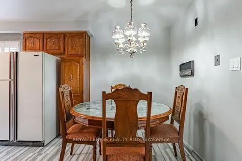 1400 Bough Beeches Boulevard Mississauga ON L4W 3B5