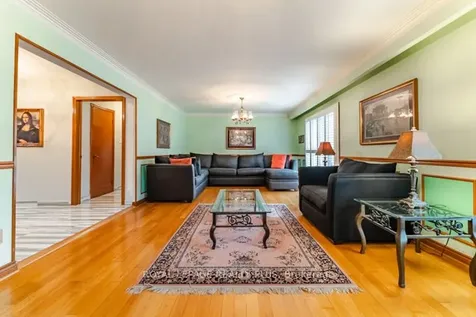 1400 Bough Beeches Boulevard Mississauga ON L4W 3B5