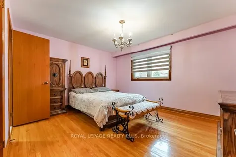 1400 Bough Beeches Boulevard Mississauga ON L4W 3B5