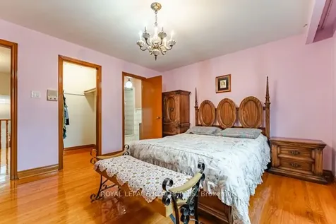 1400 Bough Beeches Boulevard Mississauga ON L4W 3B5