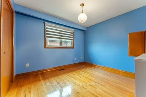 1400 Bough Beeches Boulevard Mississauga ON L4W 3B5