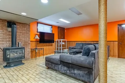 1400 Bough Beeches Boulevard Mississauga ON L4W 3B5