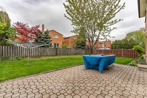 1400 Bough Beeches Boulevard Mississauga ON L4W 3B5