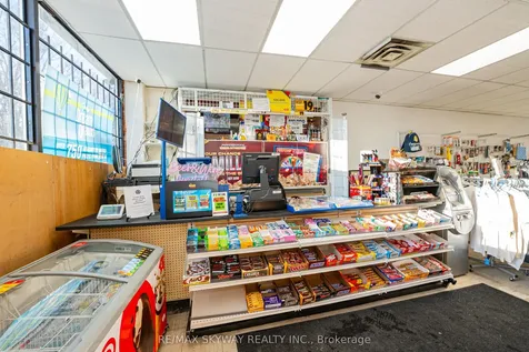 1125 Dundas Street E Mississauga ON L4Y 2C4