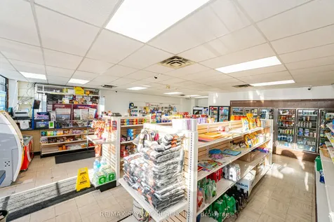 1125 Dundas Street E Mississauga ON L4Y 2C4