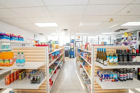 1125 Dundas Street E Mississauga ON L4Y 2C4