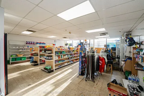 1125 Dundas Street E Mississauga ON L4Y 2C4