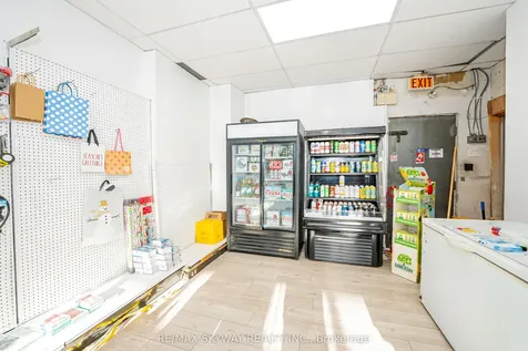 1125 Dundas Street E Mississauga ON L4Y 2C4