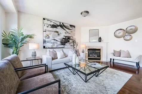 14 Vermont Road Brampton ON L7A 3G3