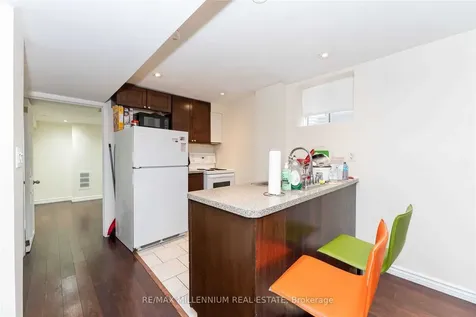 14 Vermont Road Brampton ON L7A 3G3