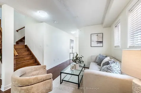 14 Vermont Road Brampton ON L7A 3G3