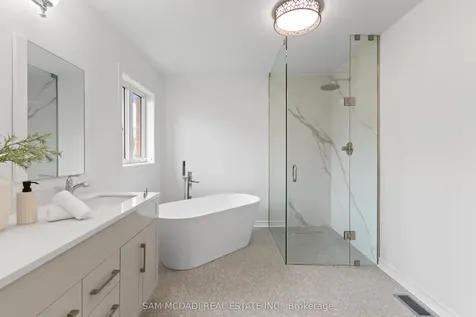 20 Iverson Drive Brampton ON L6X 0P4