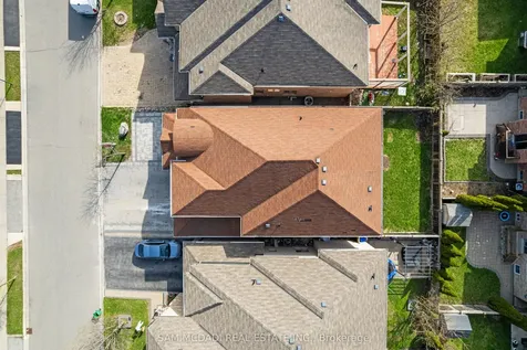 20 Iverson Drive Brampton ON L6X 0P4