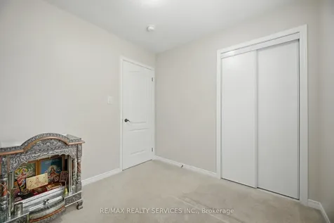 25 Baffin Crescent Brampton ON L7A 4K7