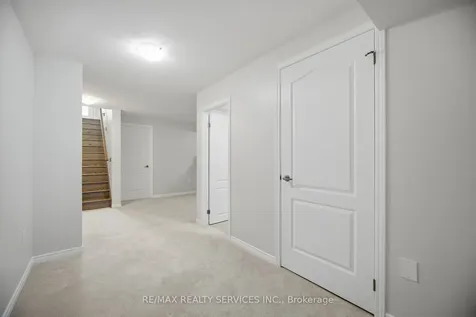 25 Baffin Crescent Brampton ON L7A 4K7