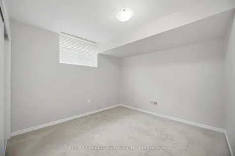 25 Baffin Crescent Brampton ON L7A 4K7
