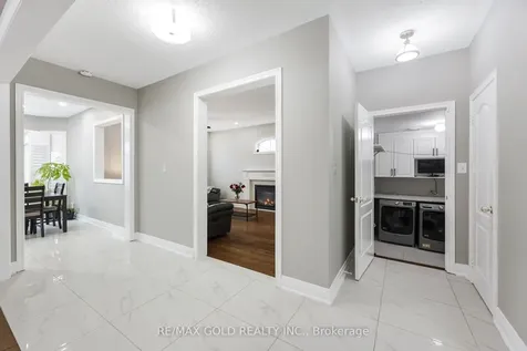 64 Strathdale Road Brampton ON L6P 2Y4