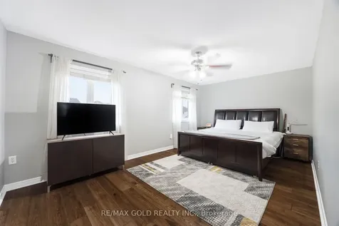64 Strathdale Road Brampton ON L6P 2Y4