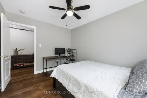 64 Strathdale Road Brampton ON L6P 2Y4