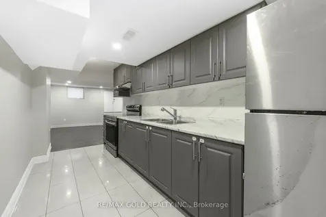 64 Strathdale Road Brampton ON L6P 2Y4