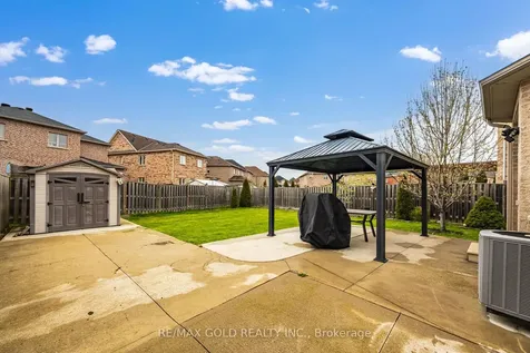 64 Strathdale Road Brampton ON L6P 2Y4