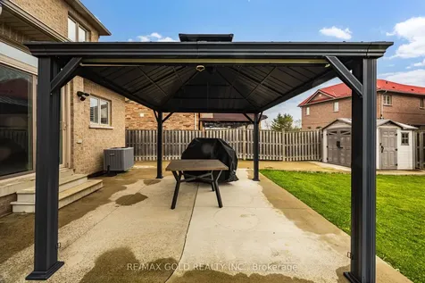 64 Strathdale Road Brampton ON L6P 2Y4