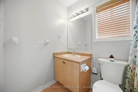 525 Novo Star Drive Mississauga ON L5W 1Y1
