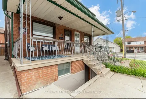 21 Hatherley Road Toronto ON M6E 1V8