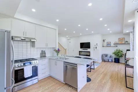 50 Knotsberry Circle Brampton ON L6Y 6G1