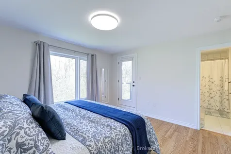 50 Knotsberry Circle Brampton ON L6Y 6G1