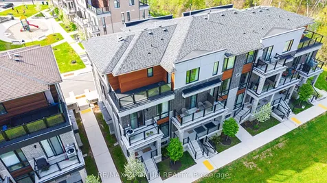 50 Knotsberry Circle Brampton ON L6Y 6G1